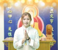 佛師相應以破疑　邱怡萍蒙妙天師父點化